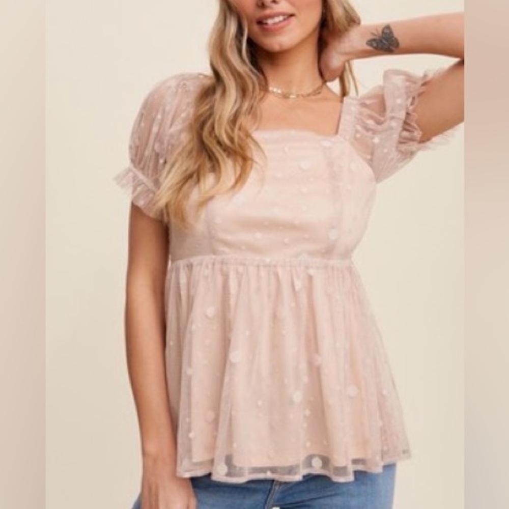 Elegant Polka Dot Lace Cream Puff Sleeve Top